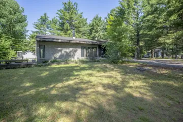 2530-Rue-du-Bourgogne-Saint-Lazare-QC_06