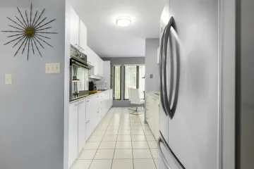 2530-Rue-du-Bourgogne-Saint-Lazare-QC_25