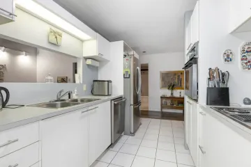 2530-Rue-du-Bourgogne-Saint-Lazare-QC_27