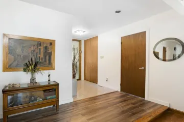 2530-Rue-du-Bourgogne-Saint-Lazare-QC_28