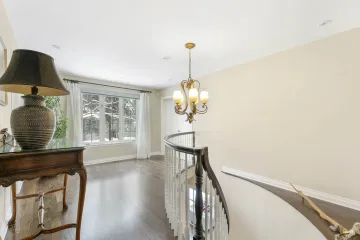 2619-Rue-Equerry-Saint-Lazare_20
