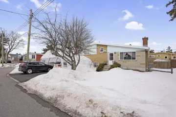 4460-Rue-Rolland-Pierrefonds-QC_07