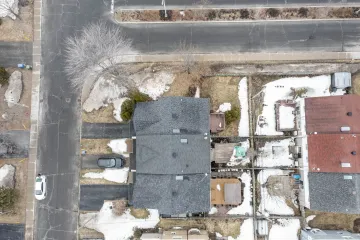 64-Av-Saddlewood-Pointe-Claire-QC_01