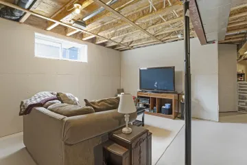 75-Rue-Leon-Giroux-Coteau-du-Lac-QC_24