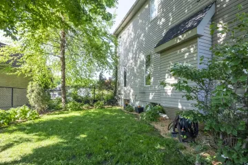 85-Du-Rocher-Pincourt-QC_40